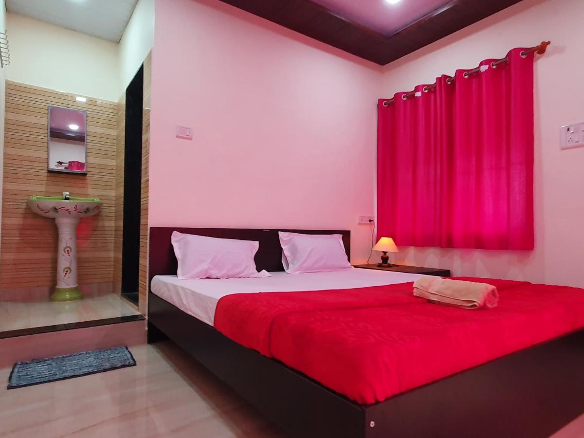 Serina House Malvan Exterior photo