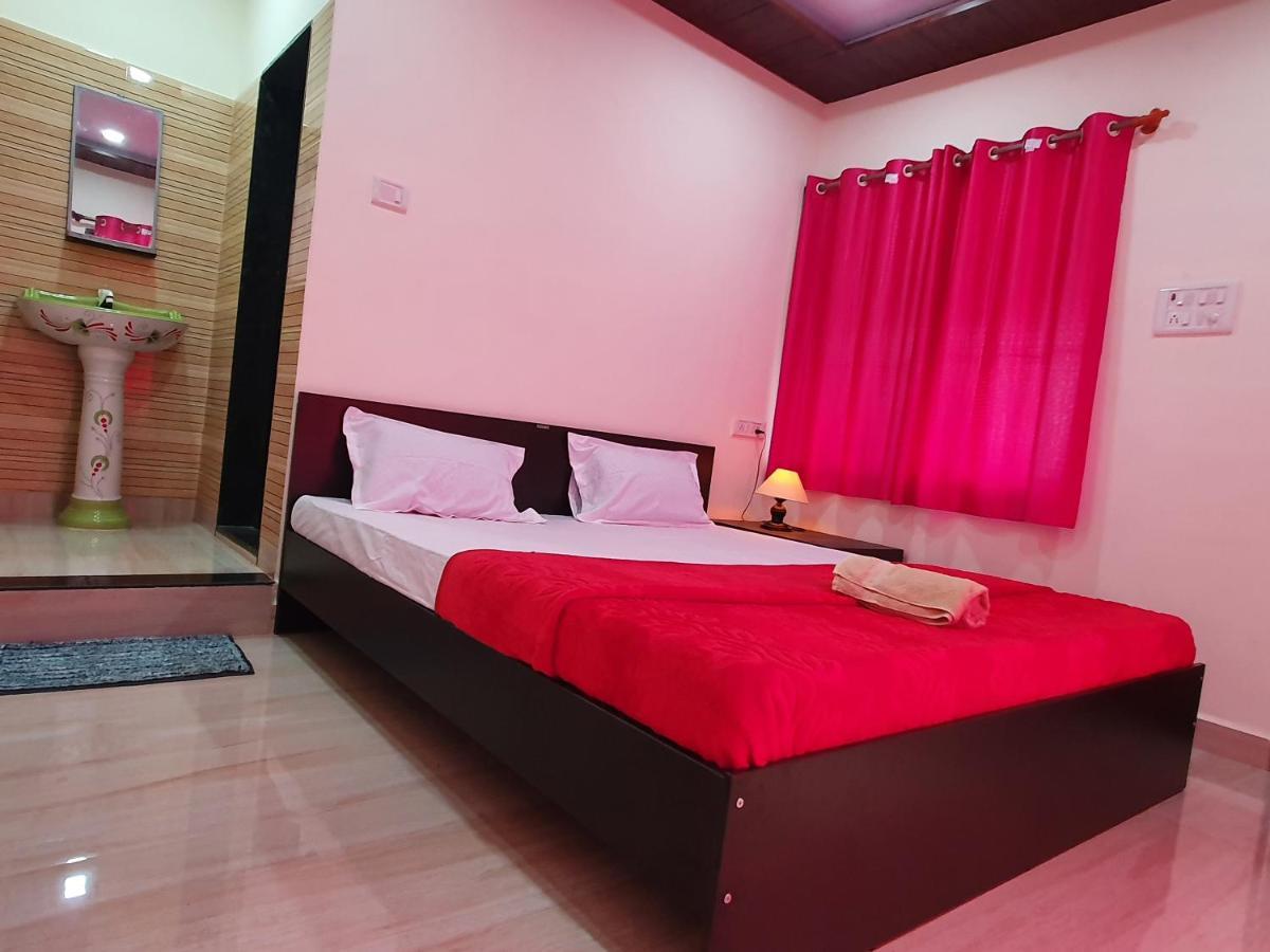 Serina House Malvan Exterior photo